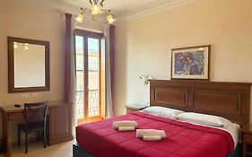 Anthony House, Via Villafranca 2, Castro Pretorio